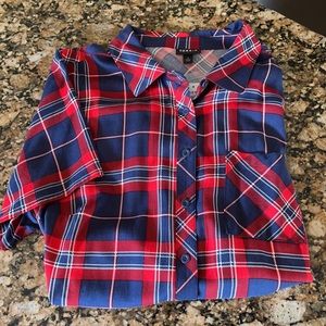 NWT TORRID Red White and Blue Button Down Size 1